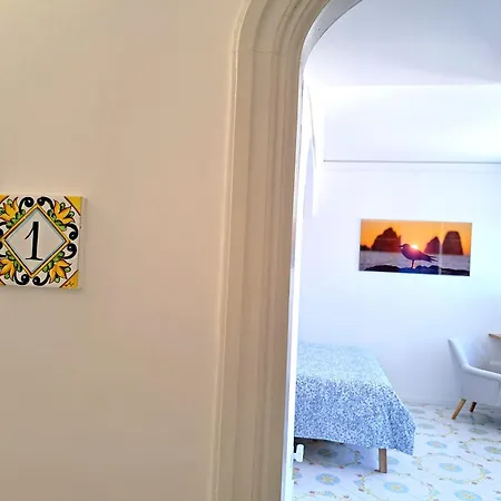 Mimosa Alojamento de Acomodação e Pequeno-almoço Anacapri (Isola di Capri)